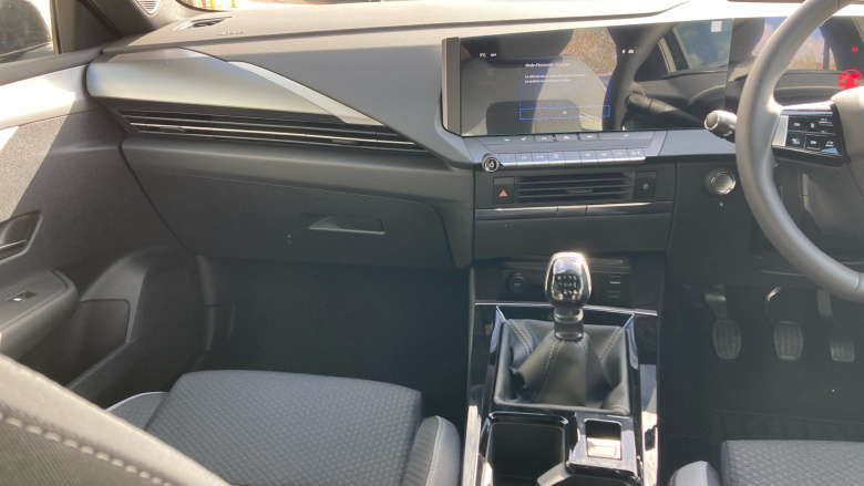 Vauxhall Astra 1.2 Turbo 130 Griffin [Tech Pack] 5dr Petrol Hatchback